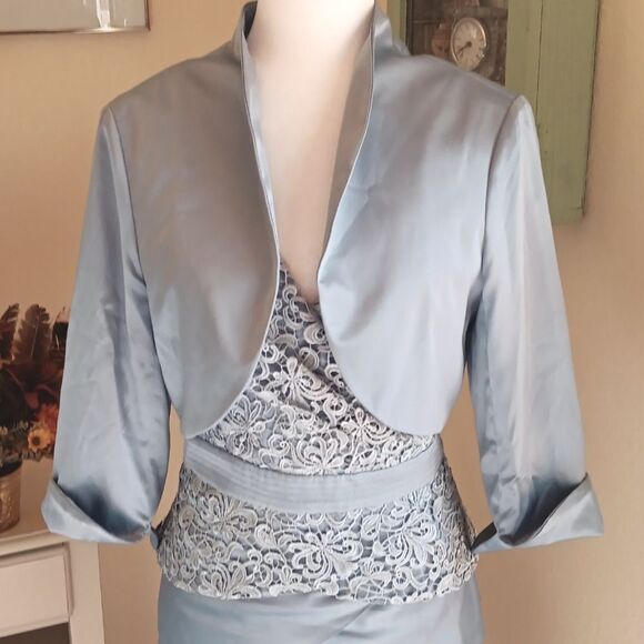 Adrianna Papell Occasions Dressy Dress. Soft Girl, Quiet Elegance, Two-Piece - Picture 5 of 16